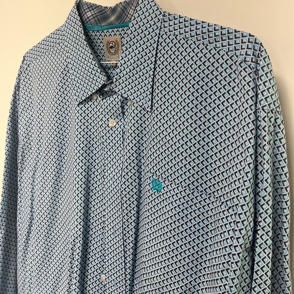 Cinch button down